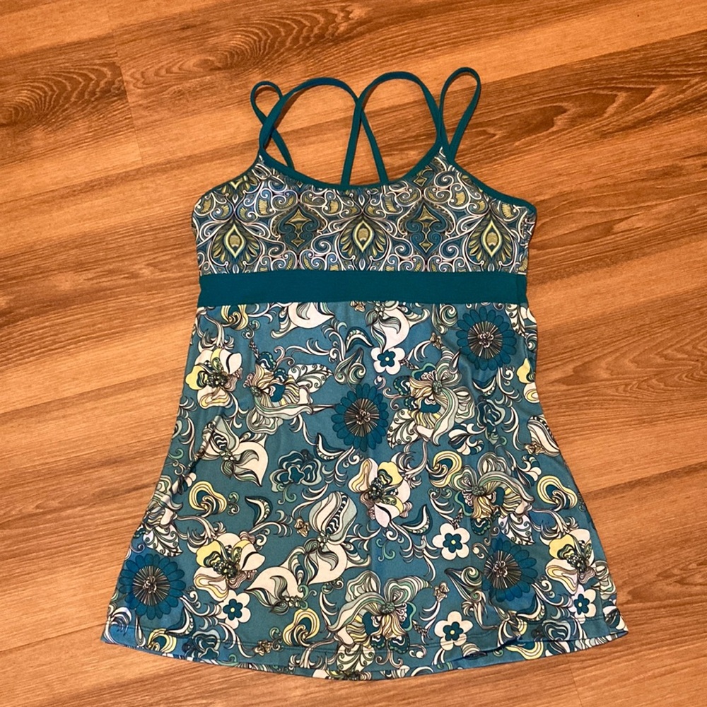 Women’s Prana tank/yoga top. size S